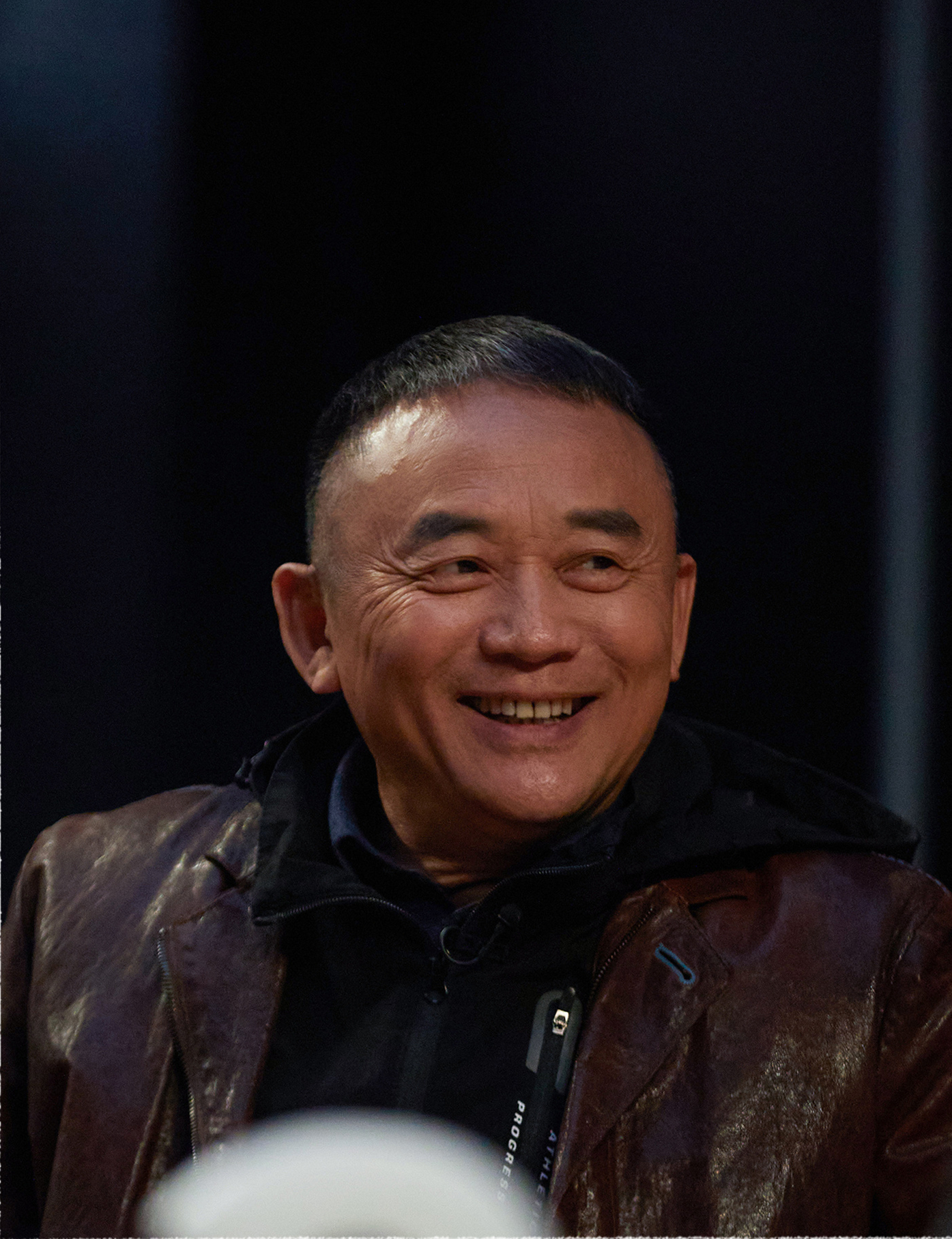 《开播情景喜剧》首播尚敬杨超越俩作品假与虚不扎人