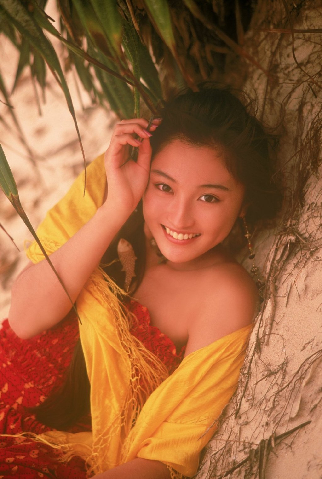 井上晴美:日本90年代偶像,曾因大胆举动引起轰动