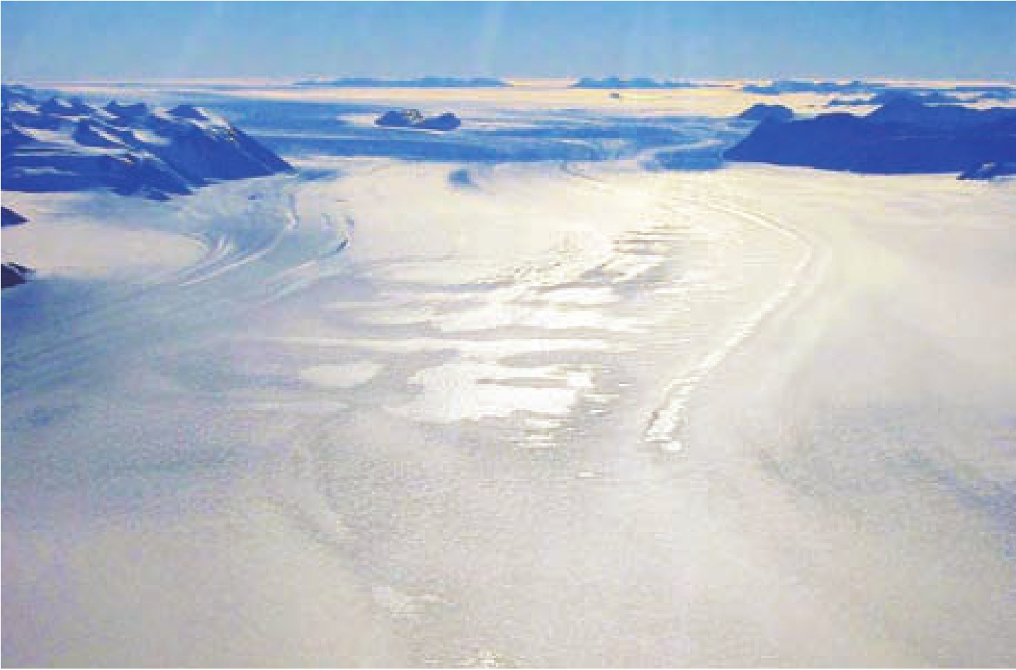 俄罗斯南极东方湖下面有什么