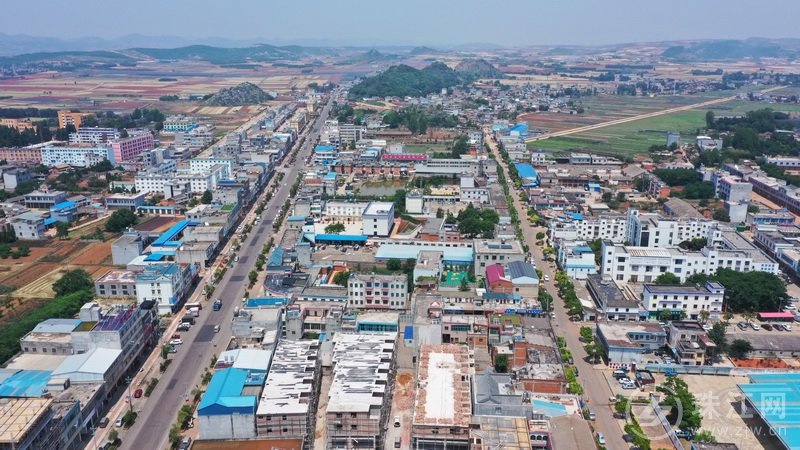 师宗县彩云镇荣获"云南省文明乡镇"荣誉称号