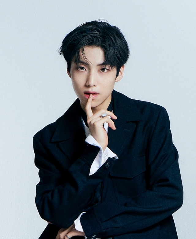 「星闻」李垠尚男子组合将于明年上半年出道