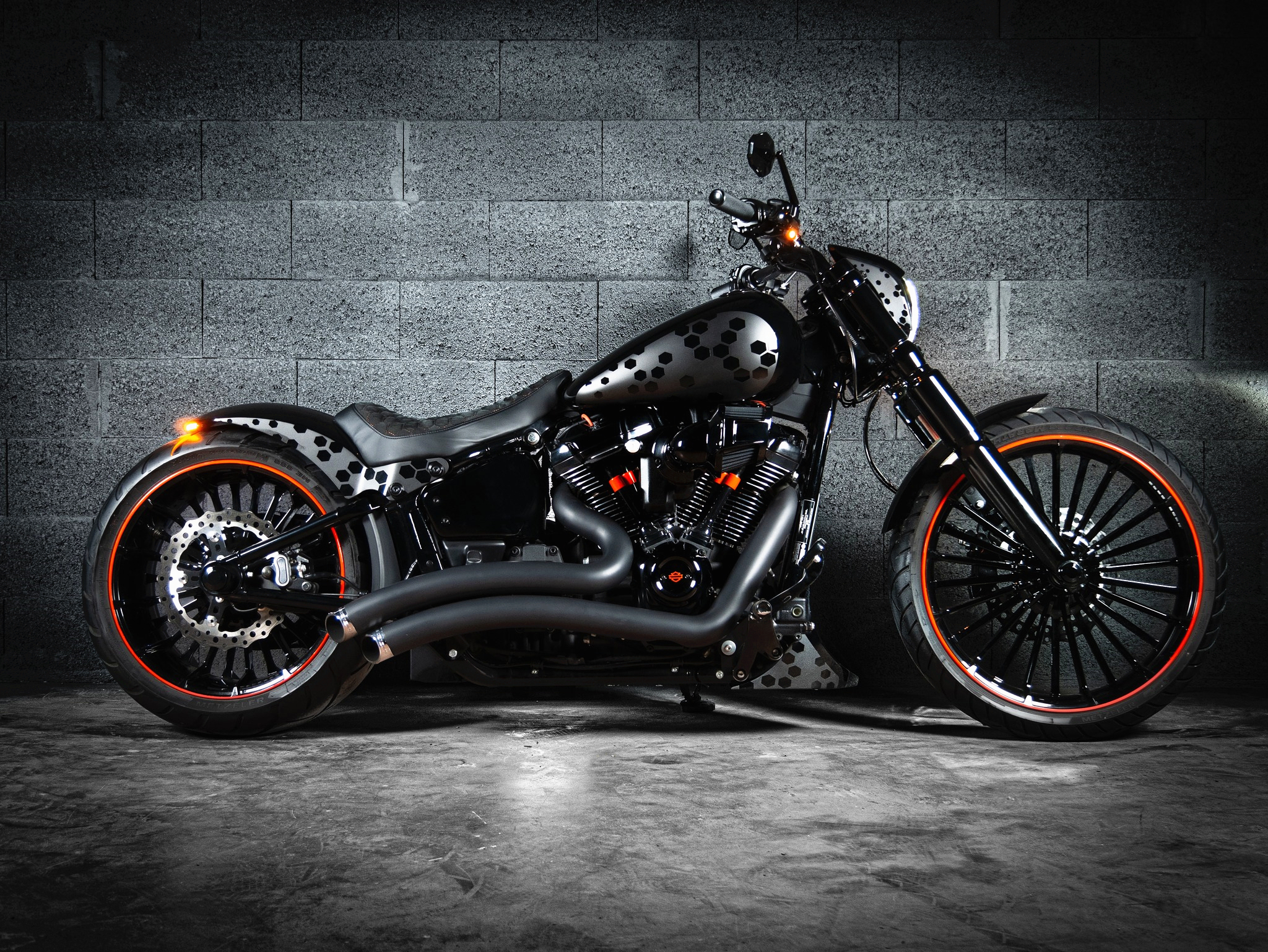 斑点突破者 哈雷breakout 117改装欣赏