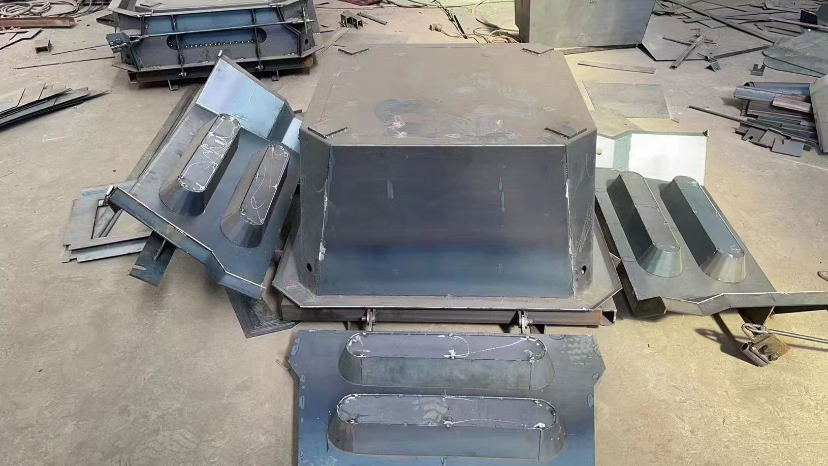 预制框格式护坡模具 现浇u型槽模具