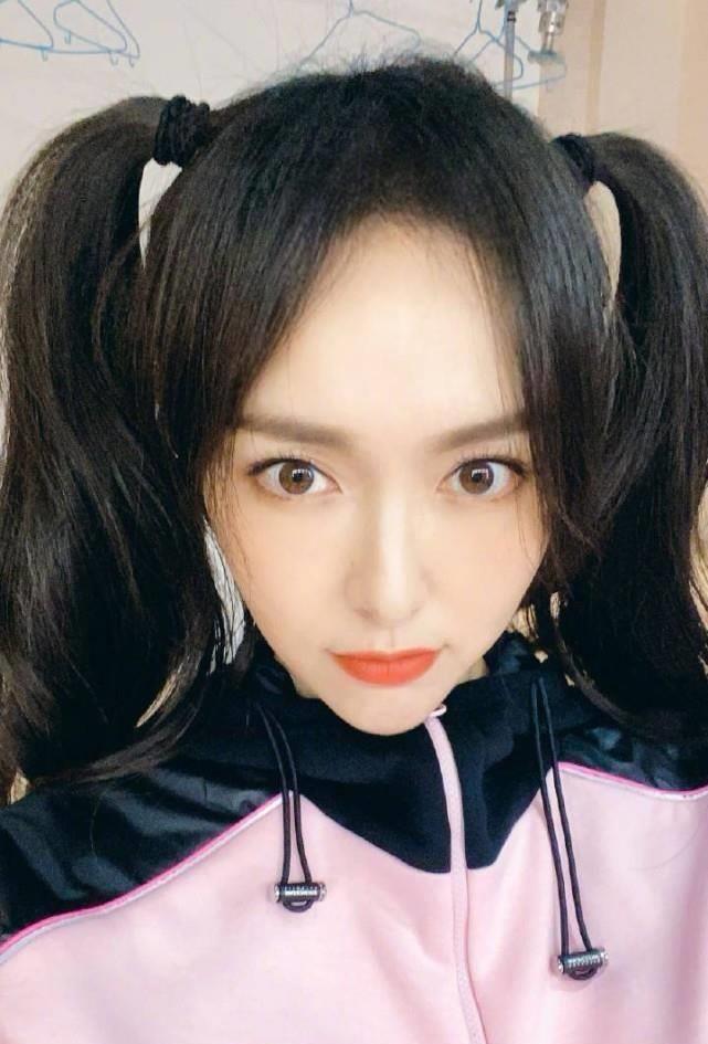 唐嫣自拍大片,嘟嘴卖萌超萌少女风