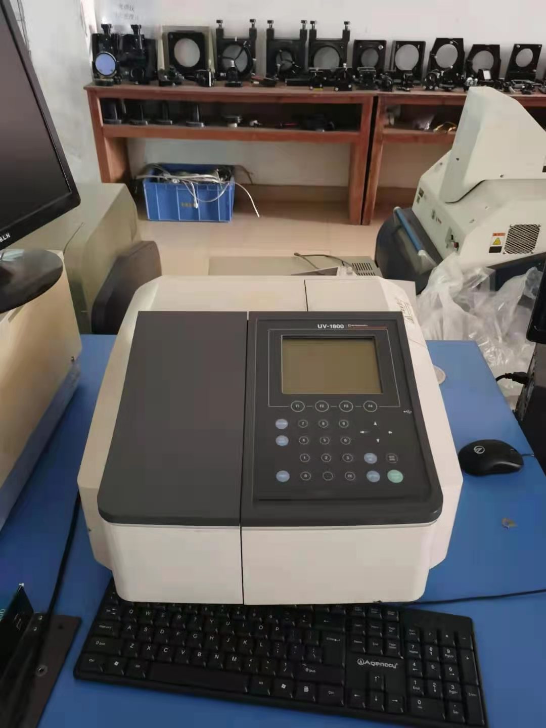 岛津双光束uv1800紫外可见分光光度计