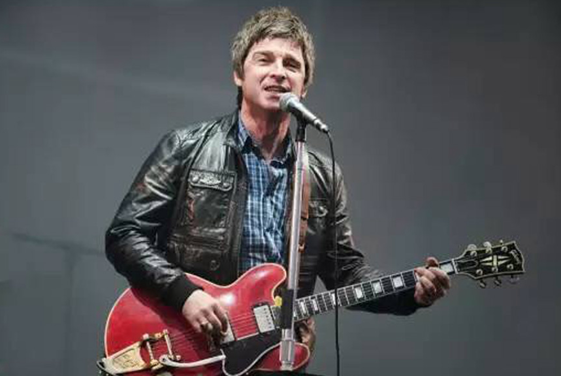 绿洲主唱为什么叫有缸?该乐队什么时候成立的?