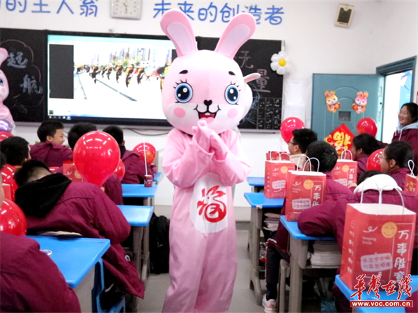 开学第一天丨株洲景炎初级中学开展辞旧迎新活动