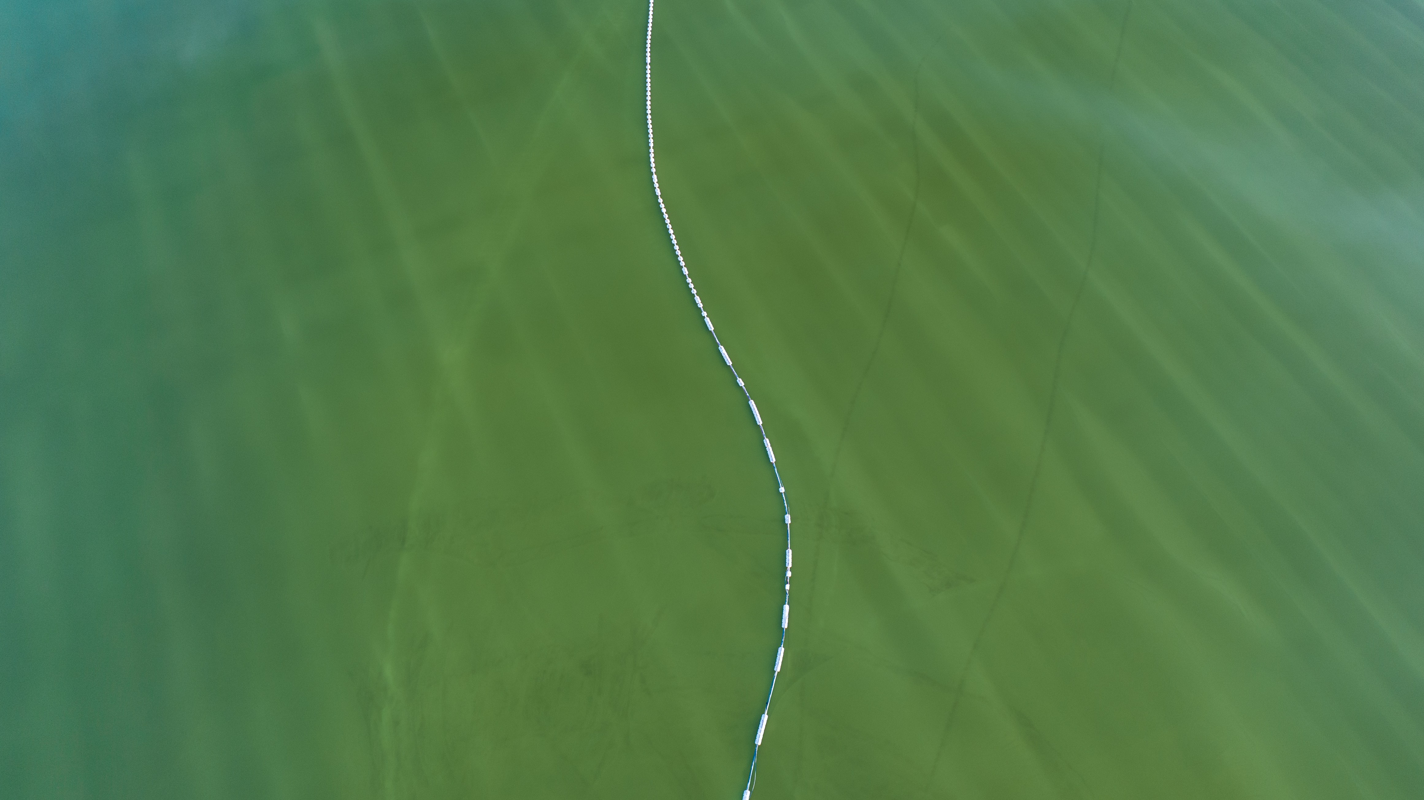 美丽中国丨多彩察尔汗盐湖