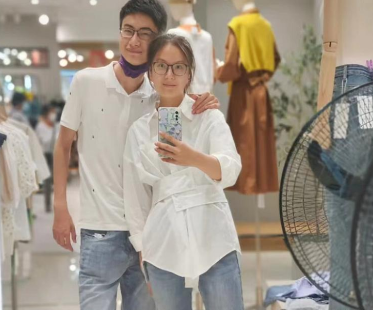 著名"寒门状元"庞众望,744分考入清华大学,现在怎么样了?