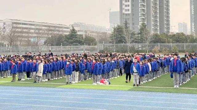 济宁天立学校小学部开展雷锋月启动活动