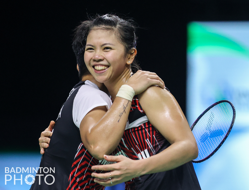 "我永远感谢中国羽毛球"!印尼名将波莉退役,国羽现场祝福