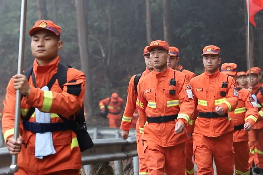 愈是险难愈向前福建省森林消防总队新训大队野营拉练纪实
