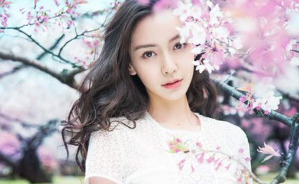 angelababy资源降级?新剧搭档五线男明星!