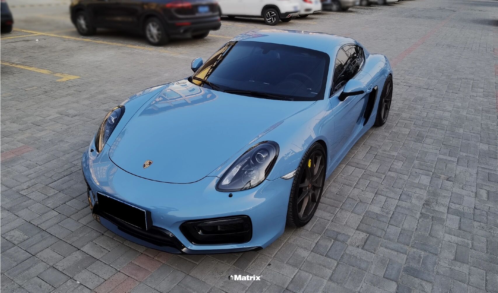 特斯拉矩阵matrix改色膜瓷器蓝,柔和淡雅