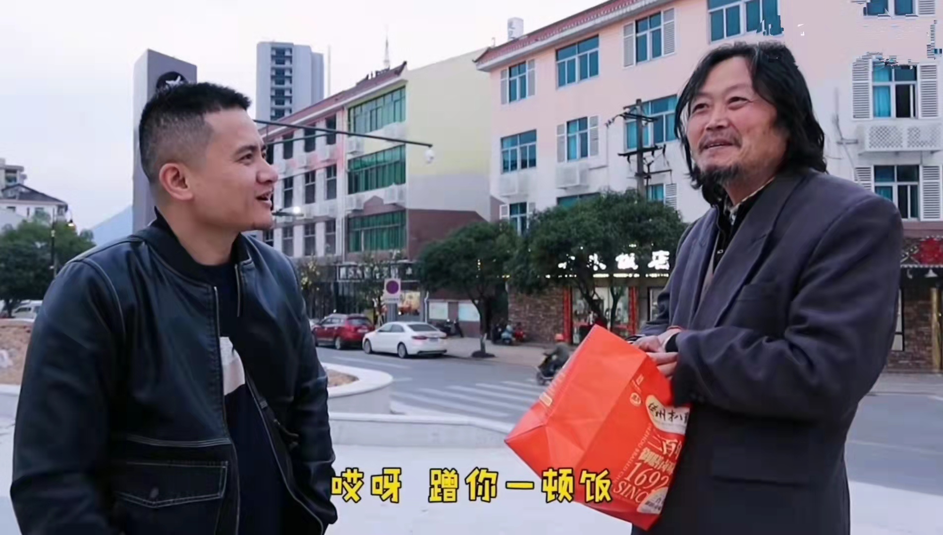 横店"十三哥",从落魄小子到百万网红,他是如何做到的?