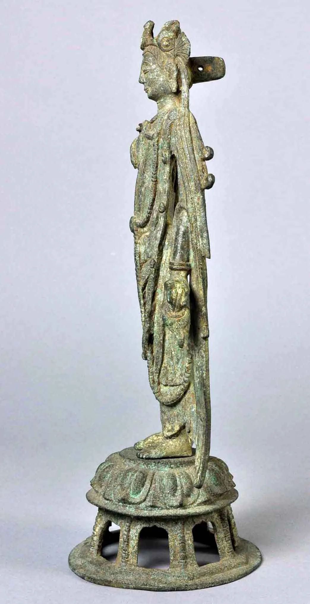 宾夕法尼亚大学博物馆藏隋代青铜大势至菩萨立像