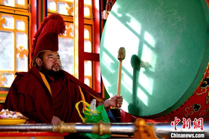 西藏楚布寺跳神活動迎藏曆新年