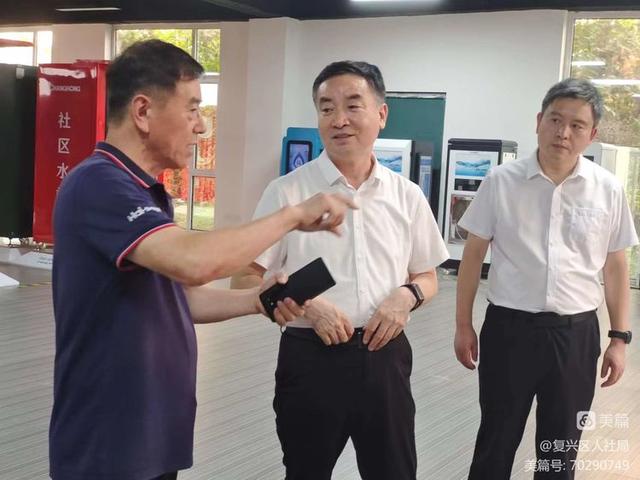 助企纾困 问计于企-邯郸市人社局党组书记,局长王合章到复兴区调研