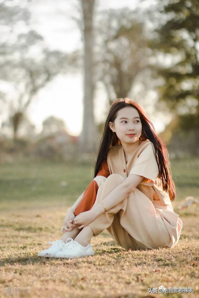 老挝十八岁青春美少女～琪琪,小小年纪却是tiktok粉丝330万网红