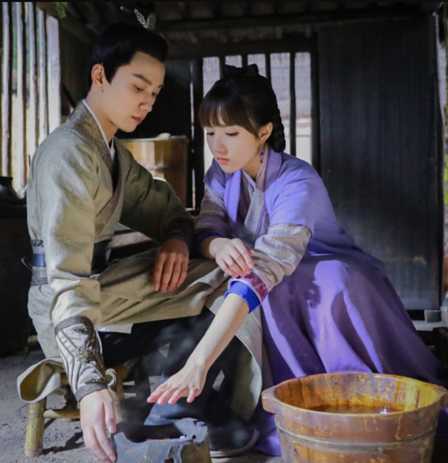 《御赐小仵作》楚楚的真实身份,《御赐小仵作》这部剧的男主是谁