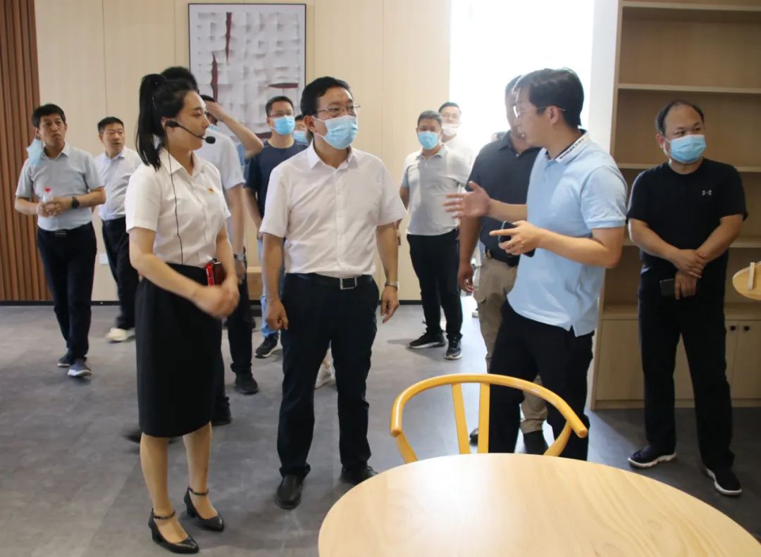 中站区委书记董红倜调研文旅项目建设