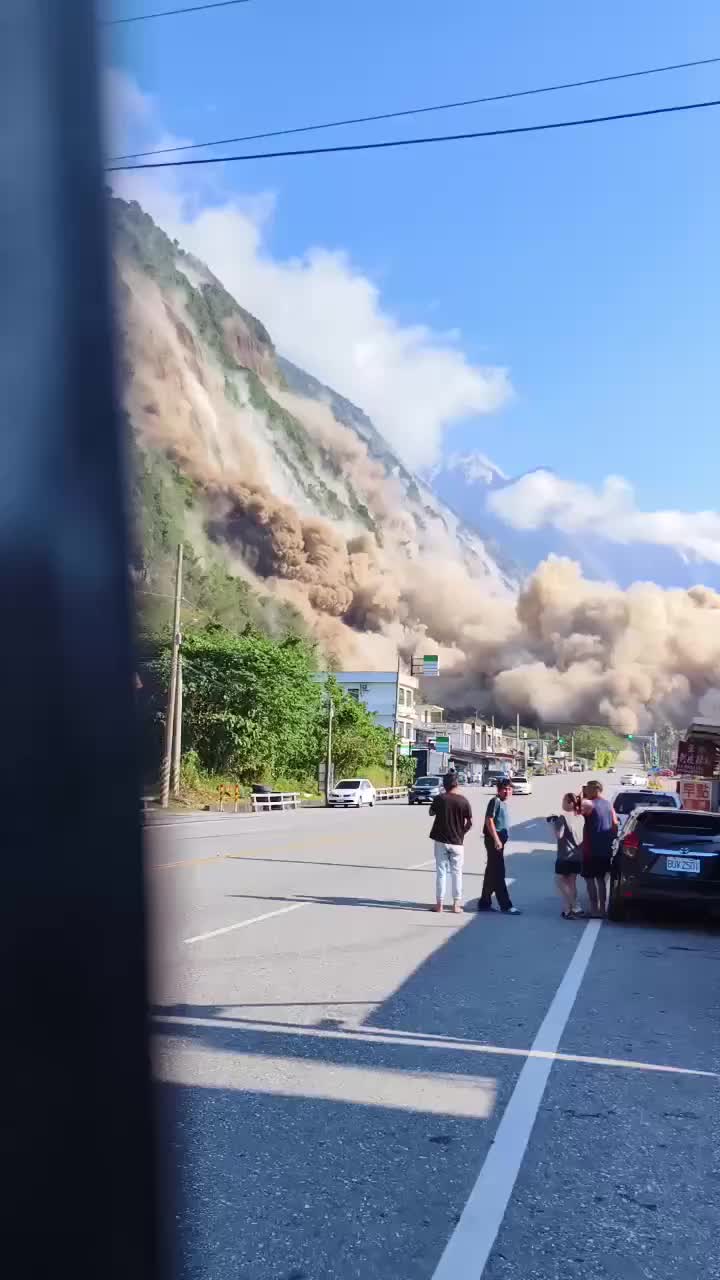 山体滑坡,大楼倒塌!台湾花莲地震最新现场画面