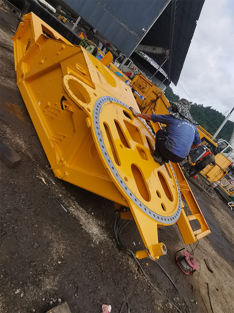 贵州吊车维修请找:贵州宏程吊车维修有限公司