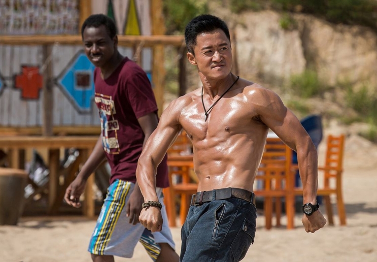 花纹子弹是《战狼2》的漏洞,"吴京"为何去非洲?结局令人唏嘘