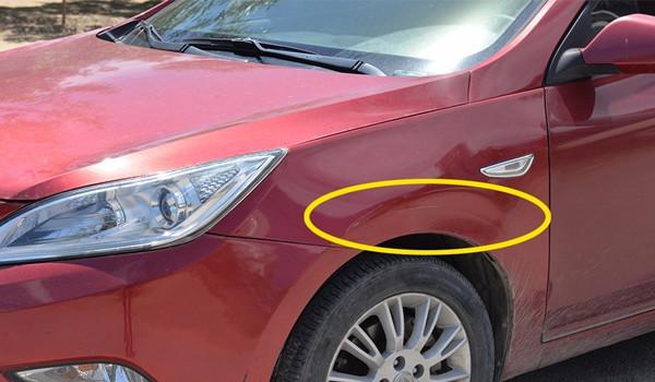 前叶子板特别设计用以覆盖前轮部位,确保前轮有充足的运转空间.