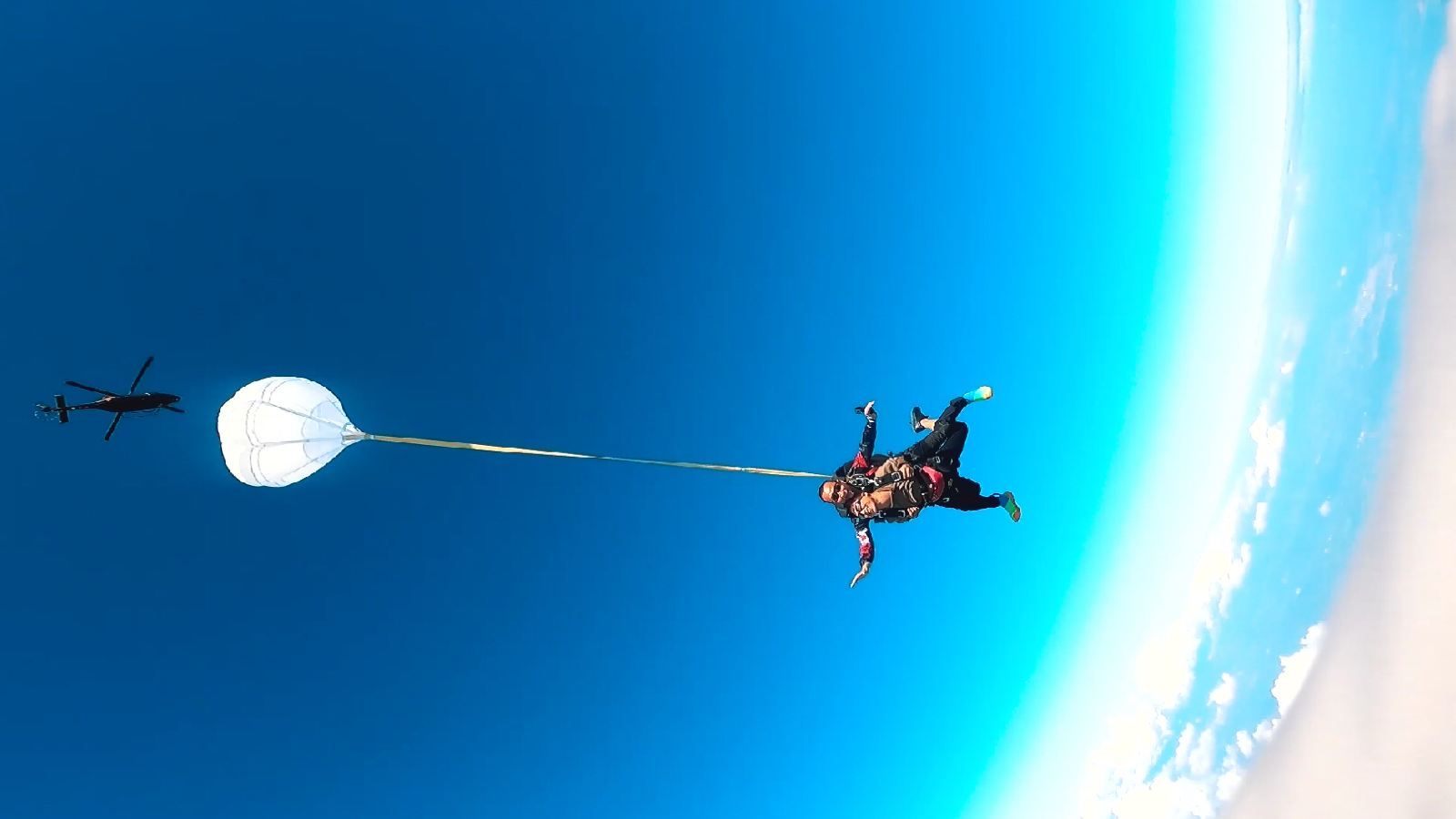 挑战极限三亚海棠湾塔赫跳伞基地体验