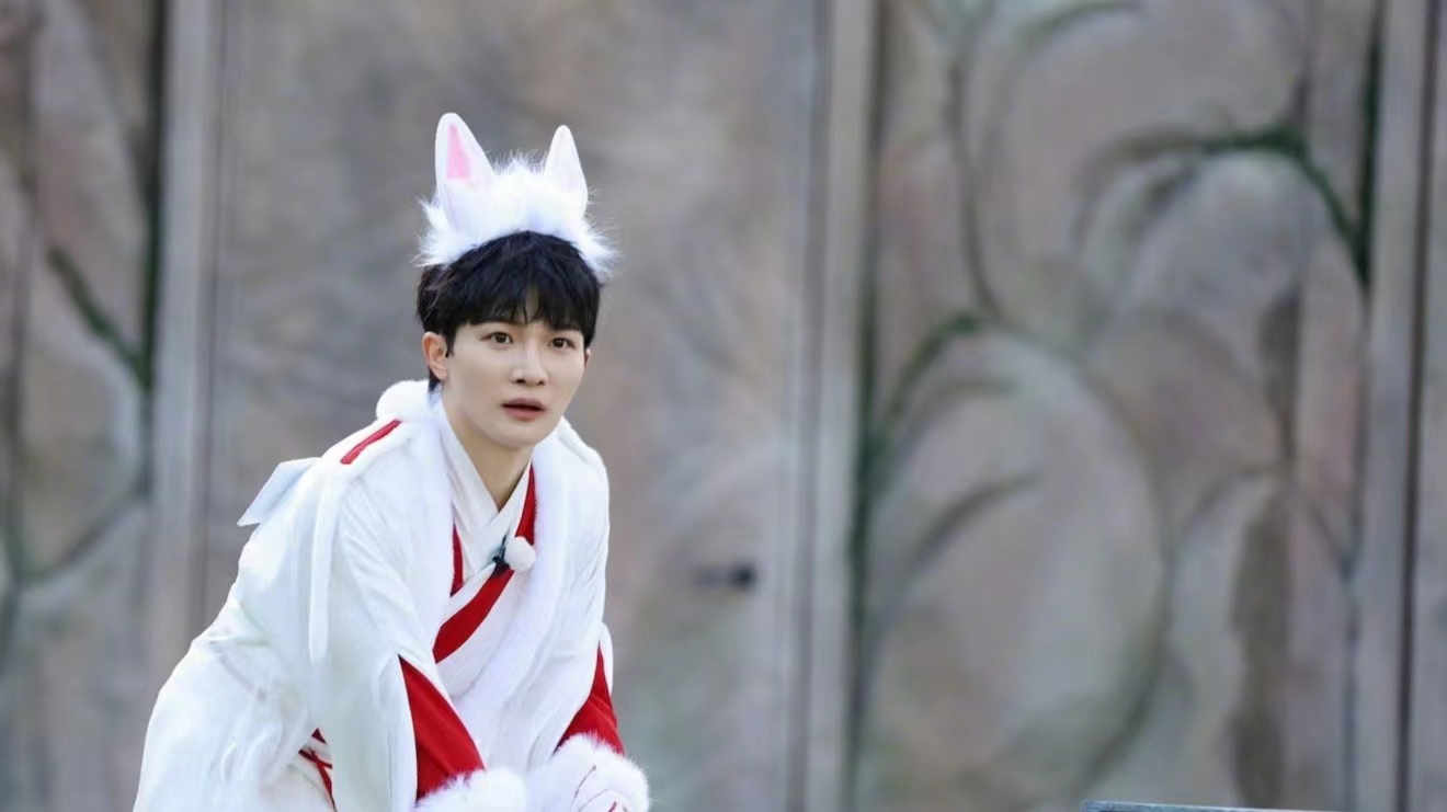 大结局!周深白鹿王鹤棣范丞丞泰国录制奔跑吧,宋雨琦蔡徐坤回归