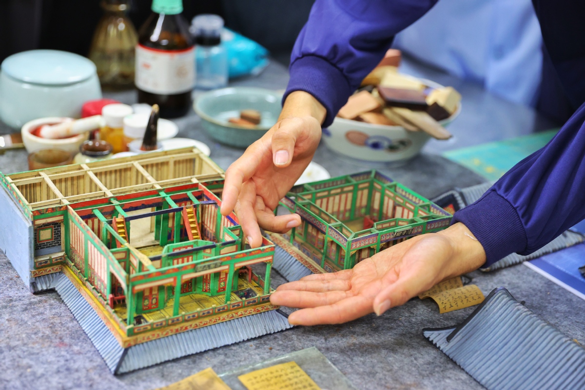 国博文保院举行馆藏样式雷烫样修复媒体开放活动