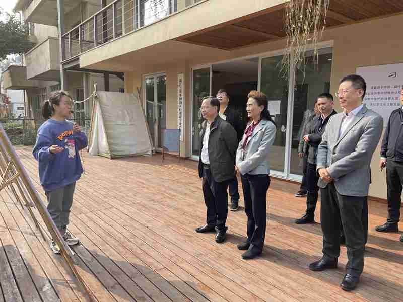 市人大常委会副主任韩春林调研乡村振兴工作推进情况