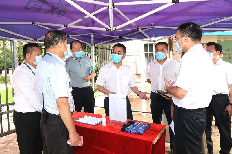 吴献民督查疫情防控,国家卫生城市复审,全国文明城市测评迎检工作