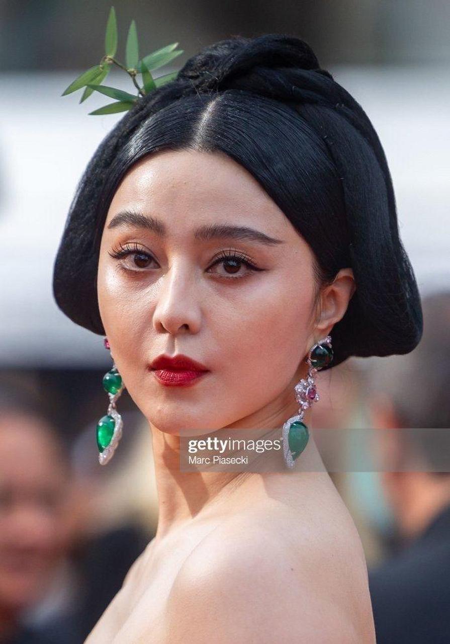 外媒镜头下的范冰冰戛纳生图,如何评价?