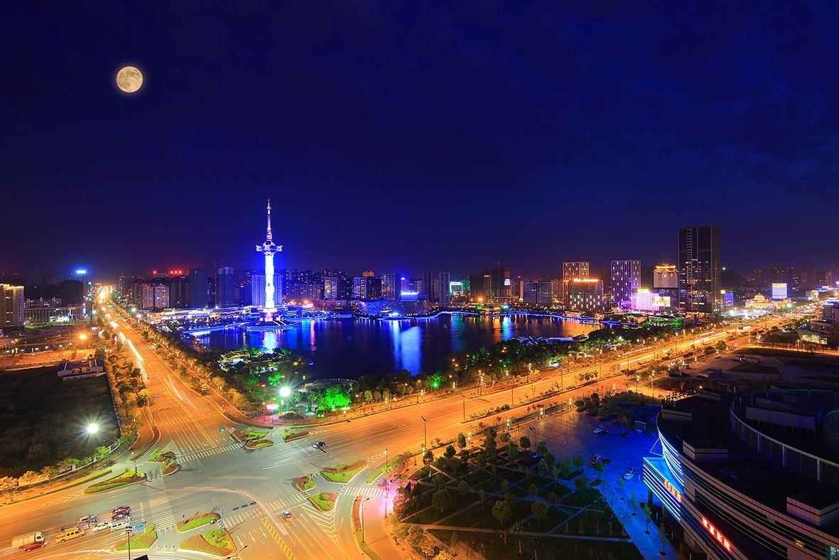 盐城:月色醉人 夜色迷人