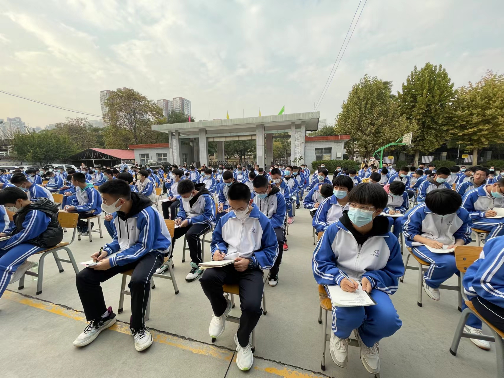 石家庄铁路运输法院"送法进校园"走进麒麟学校 与法同行,护航成长