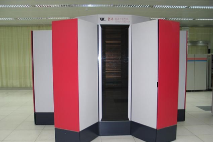 「百年党史」"银河-Ⅲ"巨型计算机研制成功