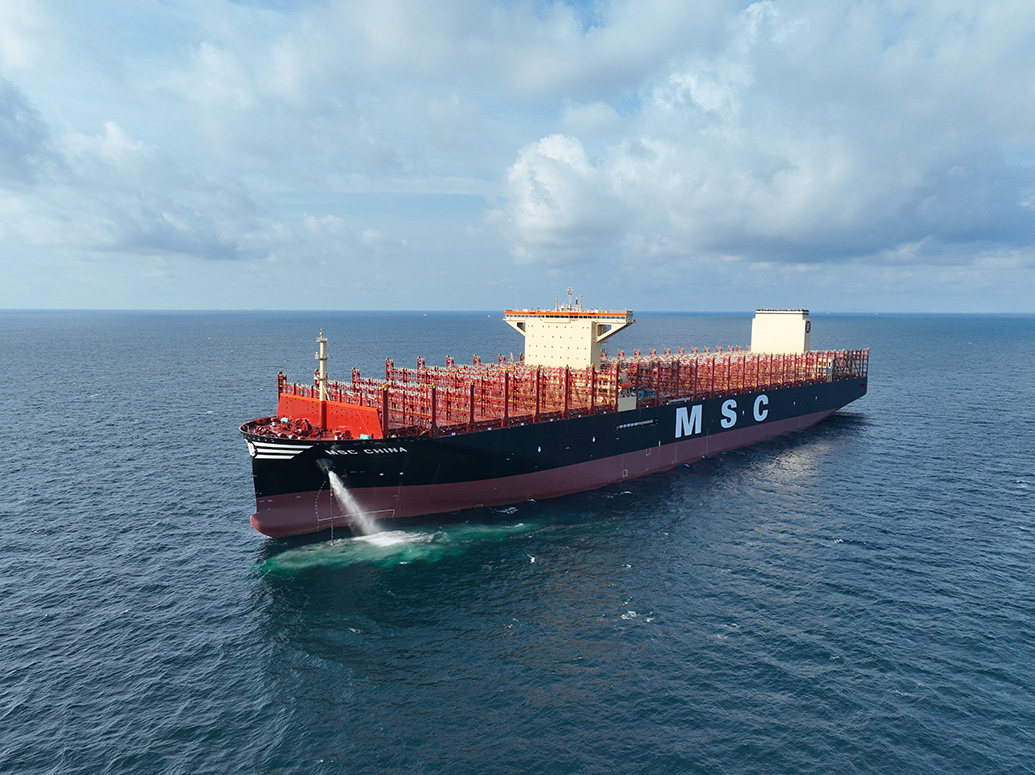 创纪录!长兴岛四艘新造船同日交付,崇明边检助力顺利启航