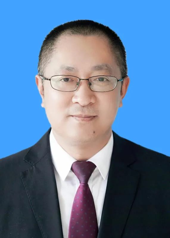 谢启龙同志简历