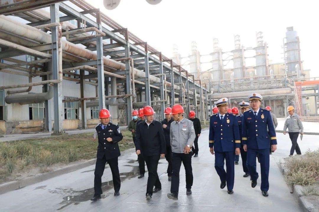 海西州姜军副州长带队检查国庆,中秋节日期间消防安全工作