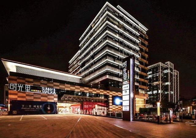 徐汇滨江「百汇园」三期220m平方四房保留房!4200万随时签约