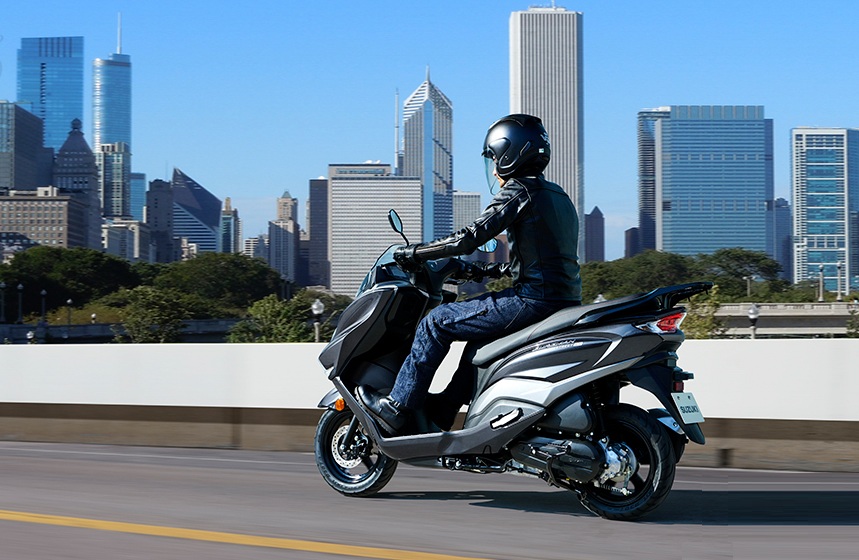 铃木汉堡人125登陆欧洲,升级sep-α发动机,会引进国内竞争豪爵吗