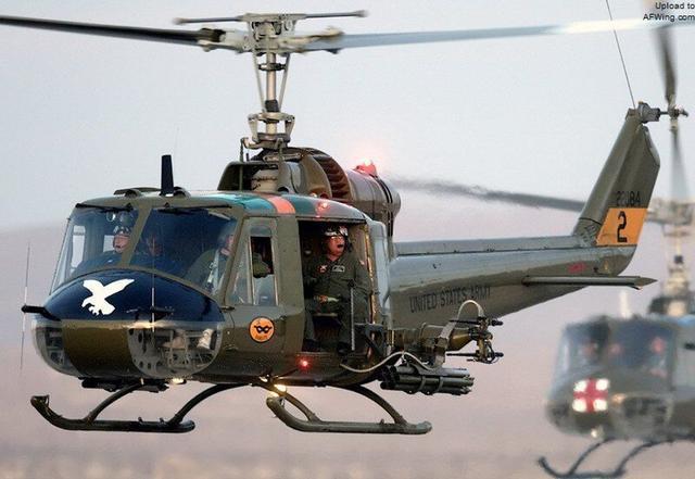 台湾再援赠巴拉圭直升机,吴钊燮挂保证:台巴关系绝对没问题