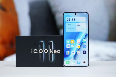 骁龙8至尊版+Q2独显芯片！iQOO Neo11评测：首批144Hz《王者荣耀》