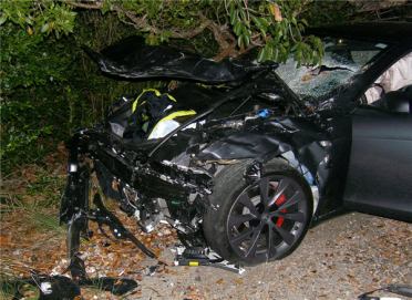 车主开启Autopilot发生致死事故！特斯拉被判超2亿美元赔偿