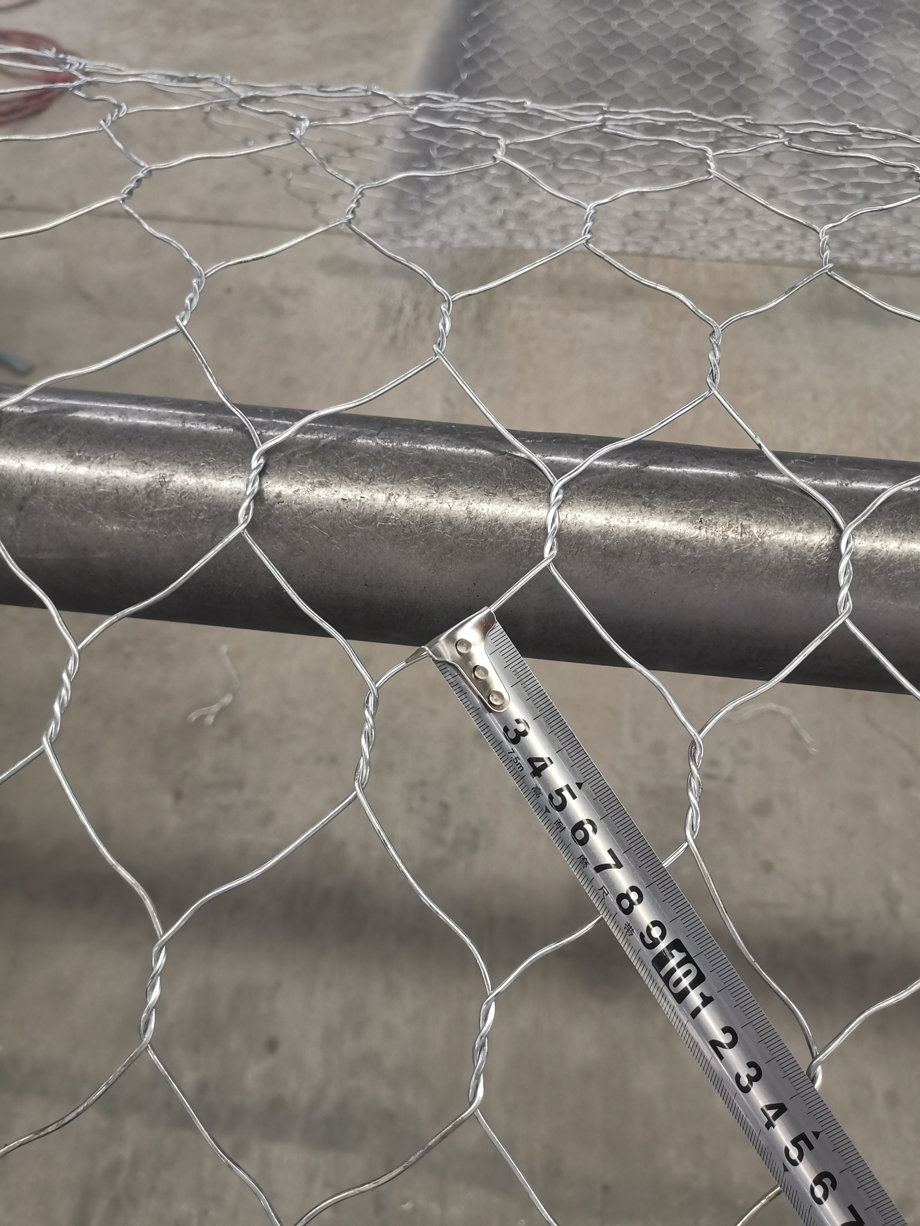 格宾网——河道景观石笼常用的河道护坡格宾网形式