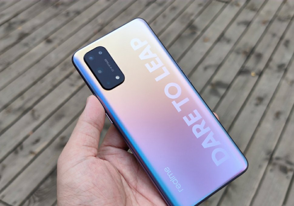 2k档机皇之争:红米k30至尊版对比realme x7pro,这样选不会后悔