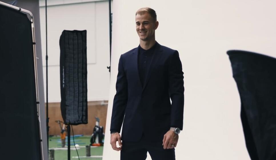 热刺谁最会拍照?凯恩衣服架乔哈特高大威猛,多赫蒂孙兴慜比帅