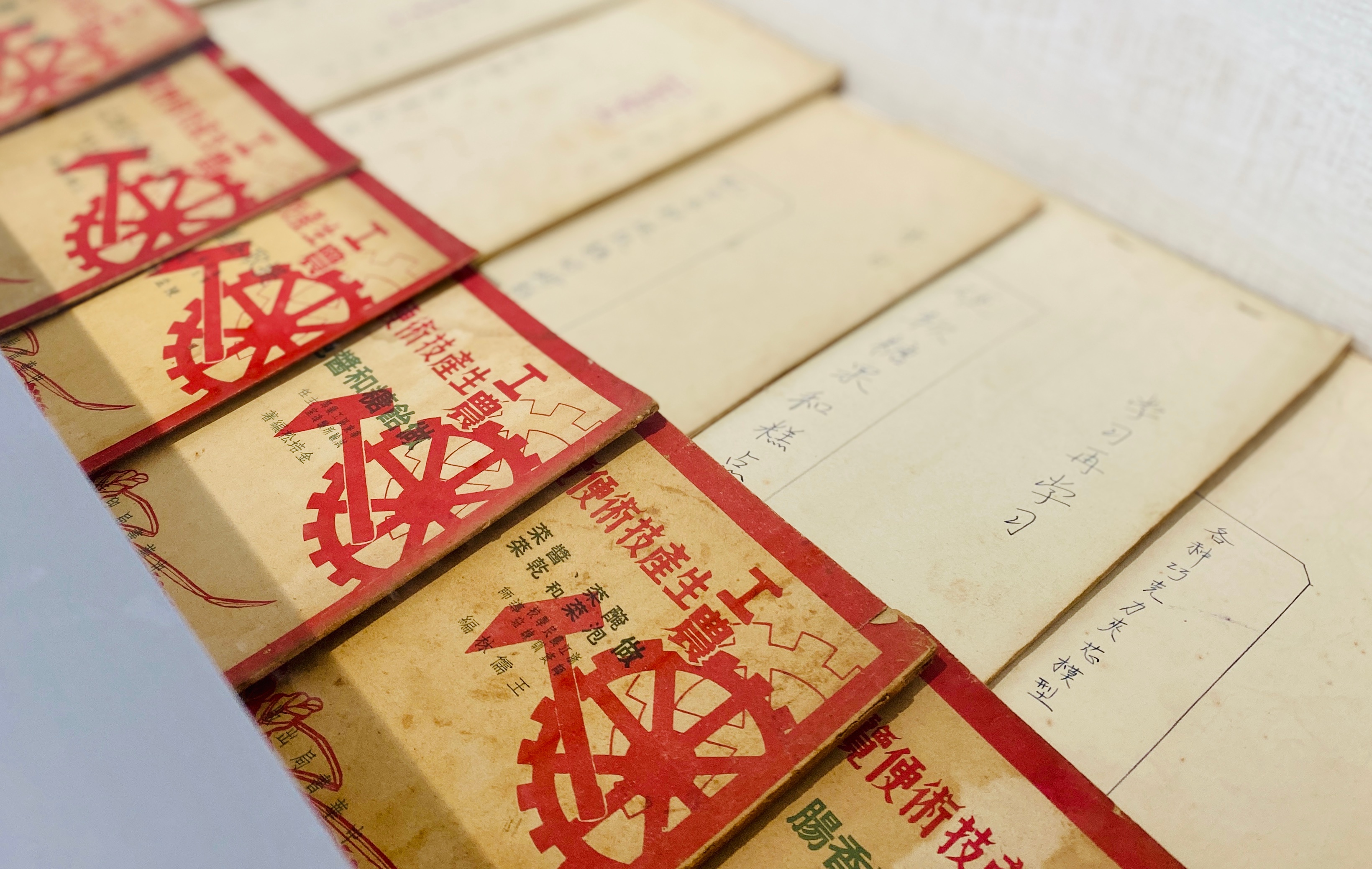 老上海茶馆迁至静安:老曲,老调,老味道